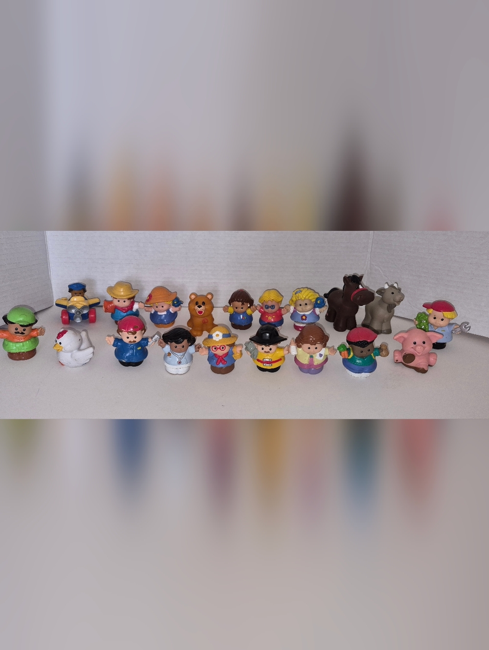 Fisher Price Little People Mixed Lot Toys 19 Figures